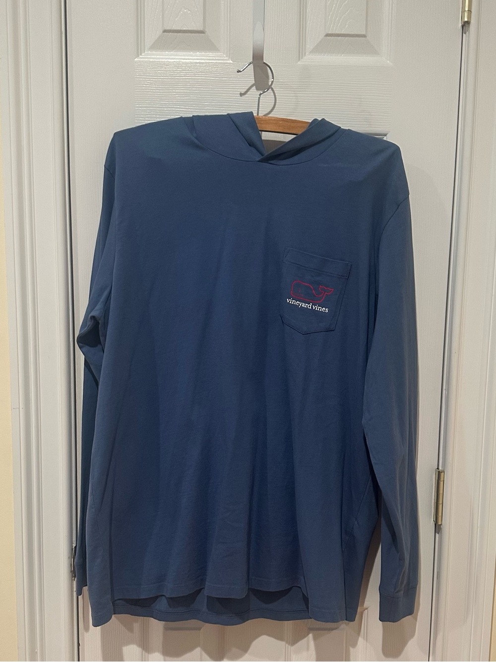 Vineyard Vines Men’s Blue Long-Sleeve Hooded Pocket Tee, Size L, NWT